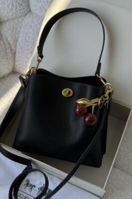 شنطة / Coach Charlie Bucket Bag