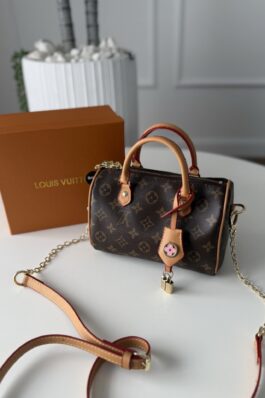 شنطة – Louis Vuitton / speedy / شامل علبة الشركة