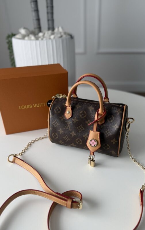 شنطة - Louis Vuitton / speedy / شامل علبة الشركة