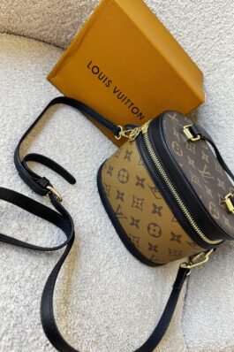 شنطةLouis Vuitton
