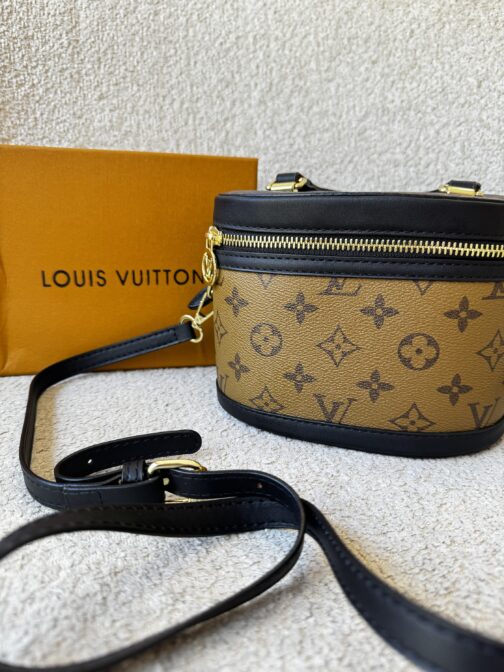 شنطةLouis Vuitton