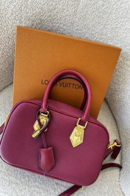 شنتة Louis Vuitton إصدار محدود