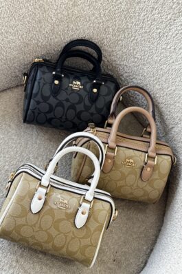 شنطة coach قاعدة 18 cm