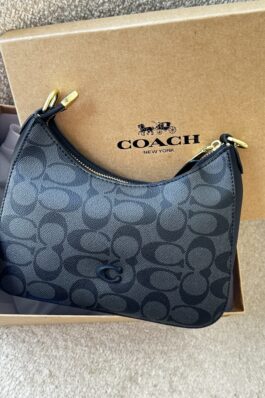 شنطة coach مع يد طويلة +يد قصيرة