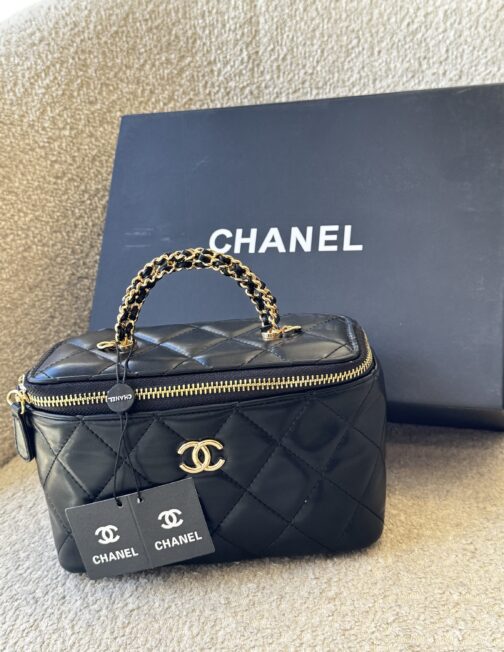 ⁦شنطة CHANEL مربع رسمي⁩ - الصورة ⁦2⁩