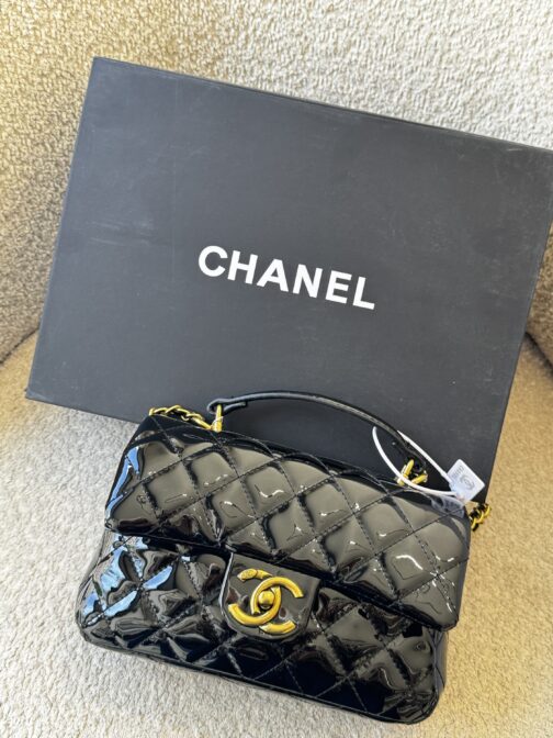 ⁦شنطة CHANEL لمعة⁩ - الصورة ⁦2⁩