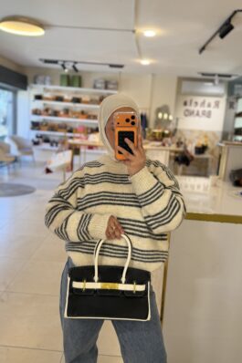 شنّتة هيرميز،أسودهم ابيضّ