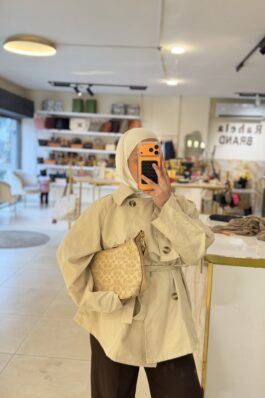 شنتة كوتش لون بيج