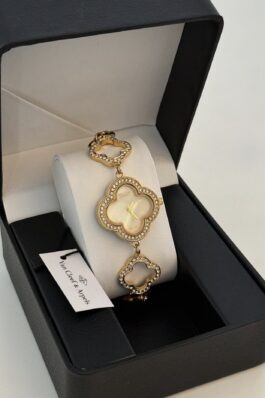 ساعة -Van Cleef ( الترند ) / شامل علبة وكيس