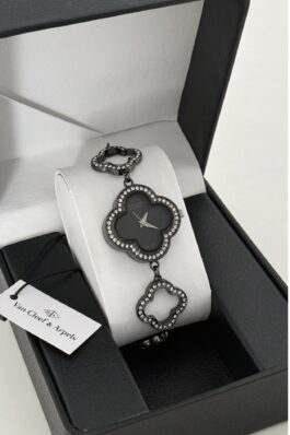 ساعة -Van Cleef ( الترند ) / شامل علبة وكيس